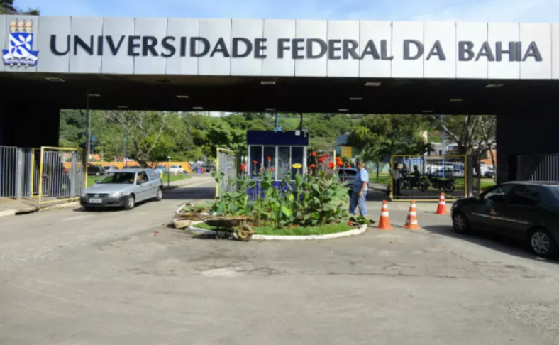  Servidores técnico-administrativos da Ufba decretam greve