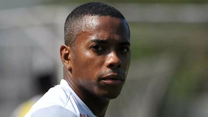  Justiça determina prisão imediata de Robinho