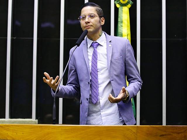  Cantor Igor Kannário rompe com ACM Neto e vai para a base de Jerônimo