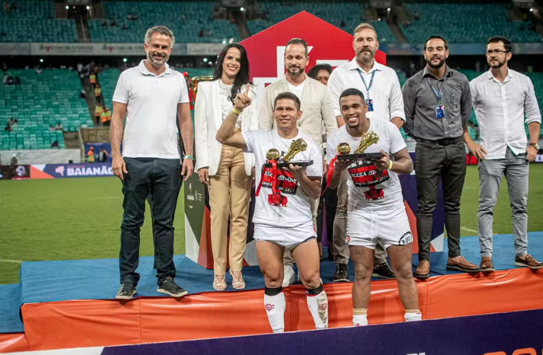  Vitória domina seleção do Campeonato Baiano e Léo Condé é eleito o melhor treinador