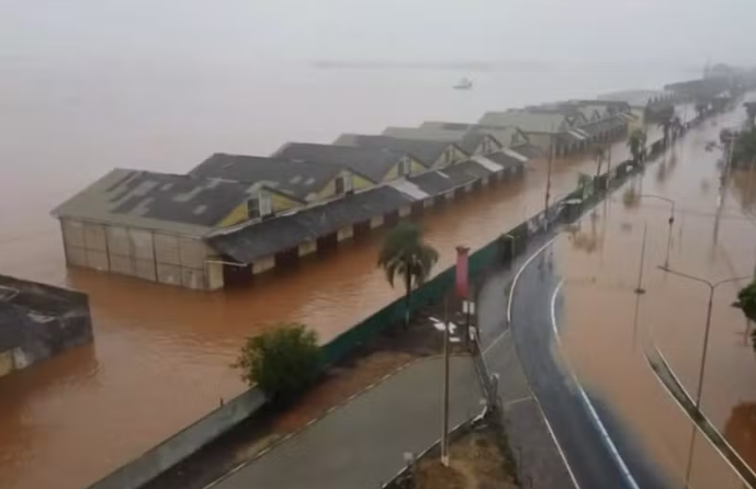  Loja do Bahia arrecada doações para vítimas das chuvas no Rio Grande do Sul